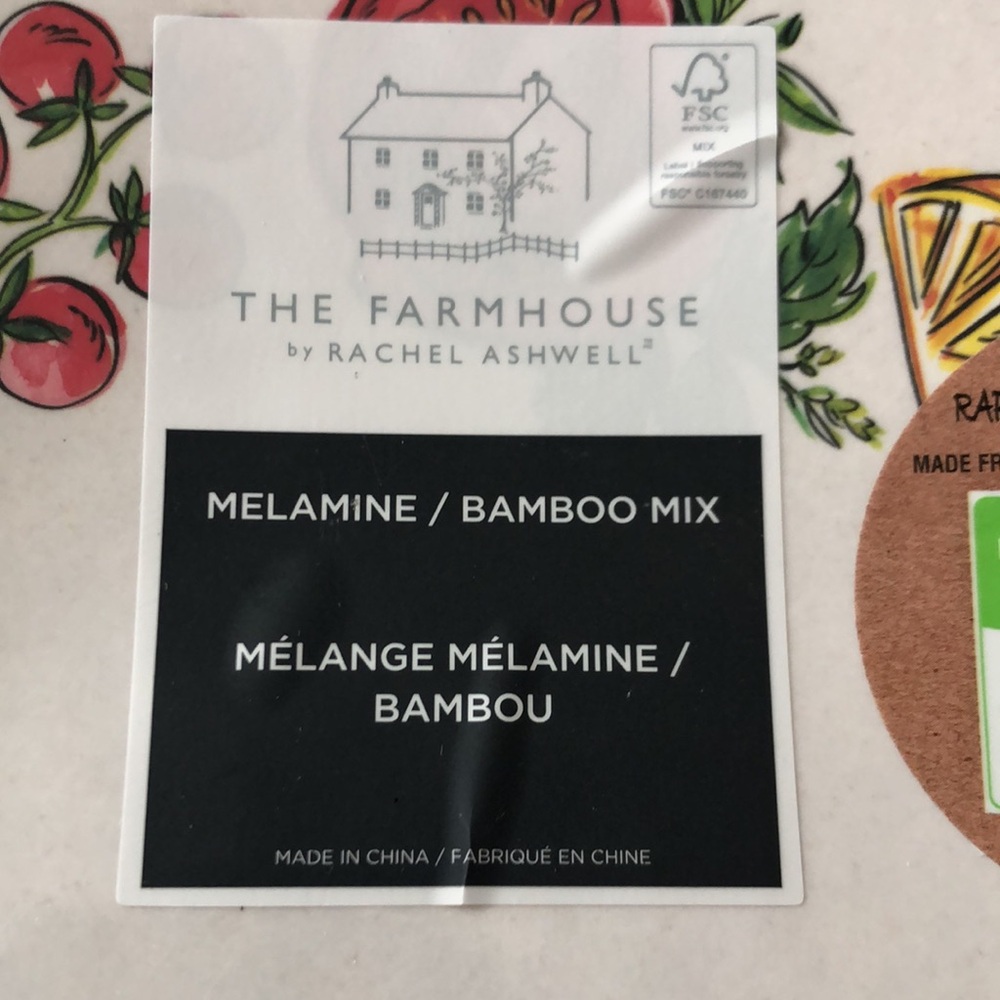 The Farmhouse Vegetable Border Melamine Salad Plates - Picture 4 of 7